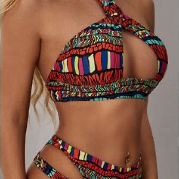 New Sexy Cut Out Bikini. Never Worn. - Picture 3 of 10